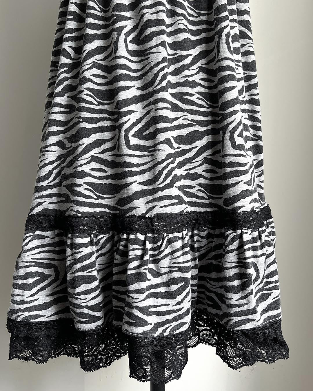 PENDORA Zebra Lace Dress