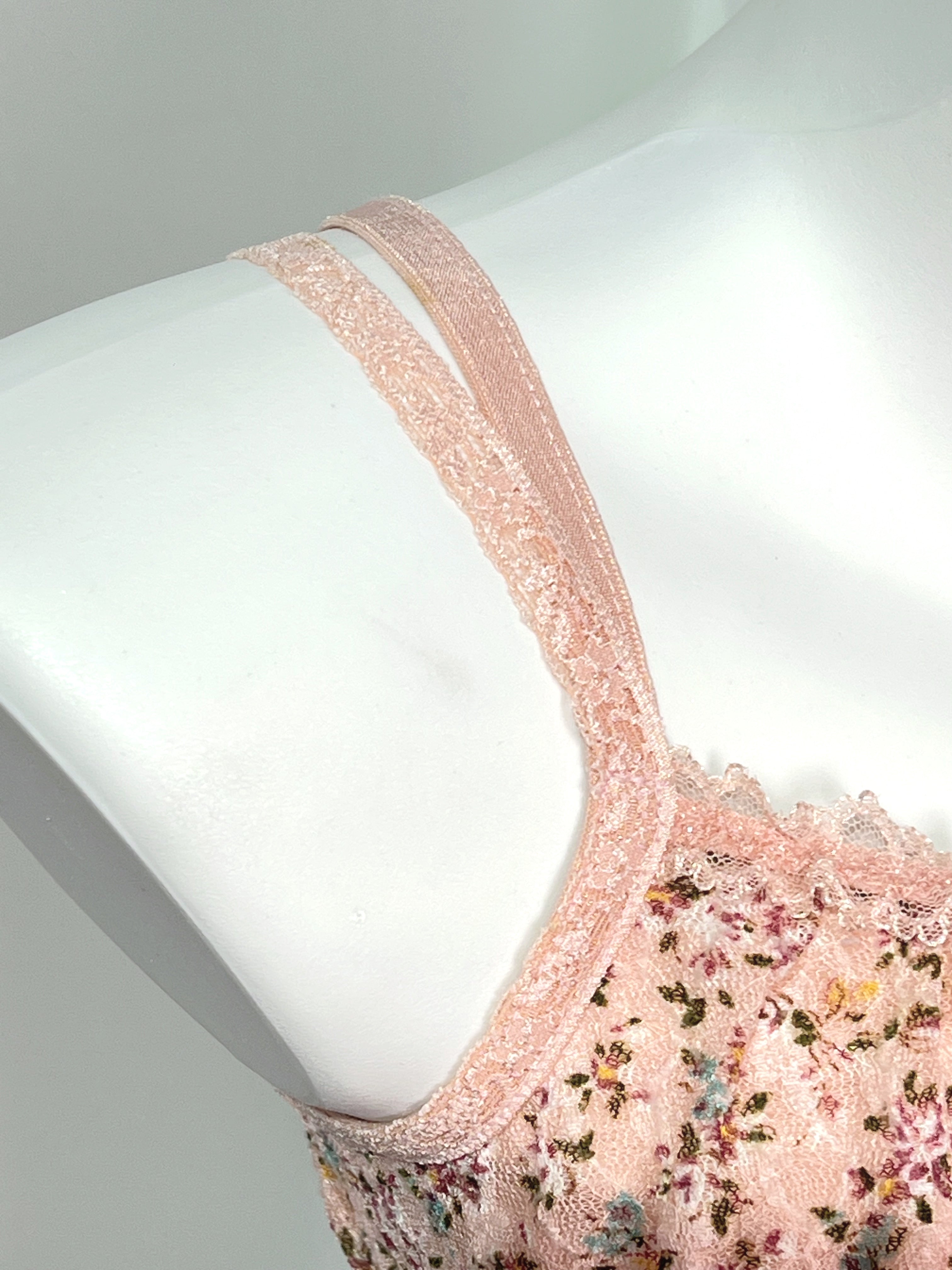 [06D103S] Hachi’s Strawberry Choco Set