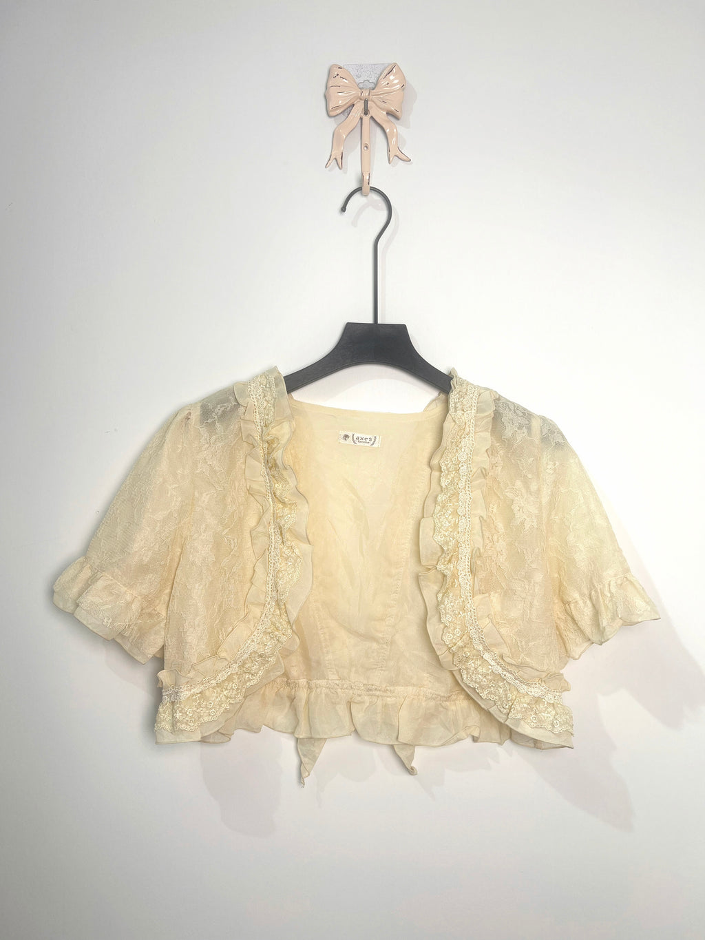 [06D102S] Buttercream Layers & Ruffle Set