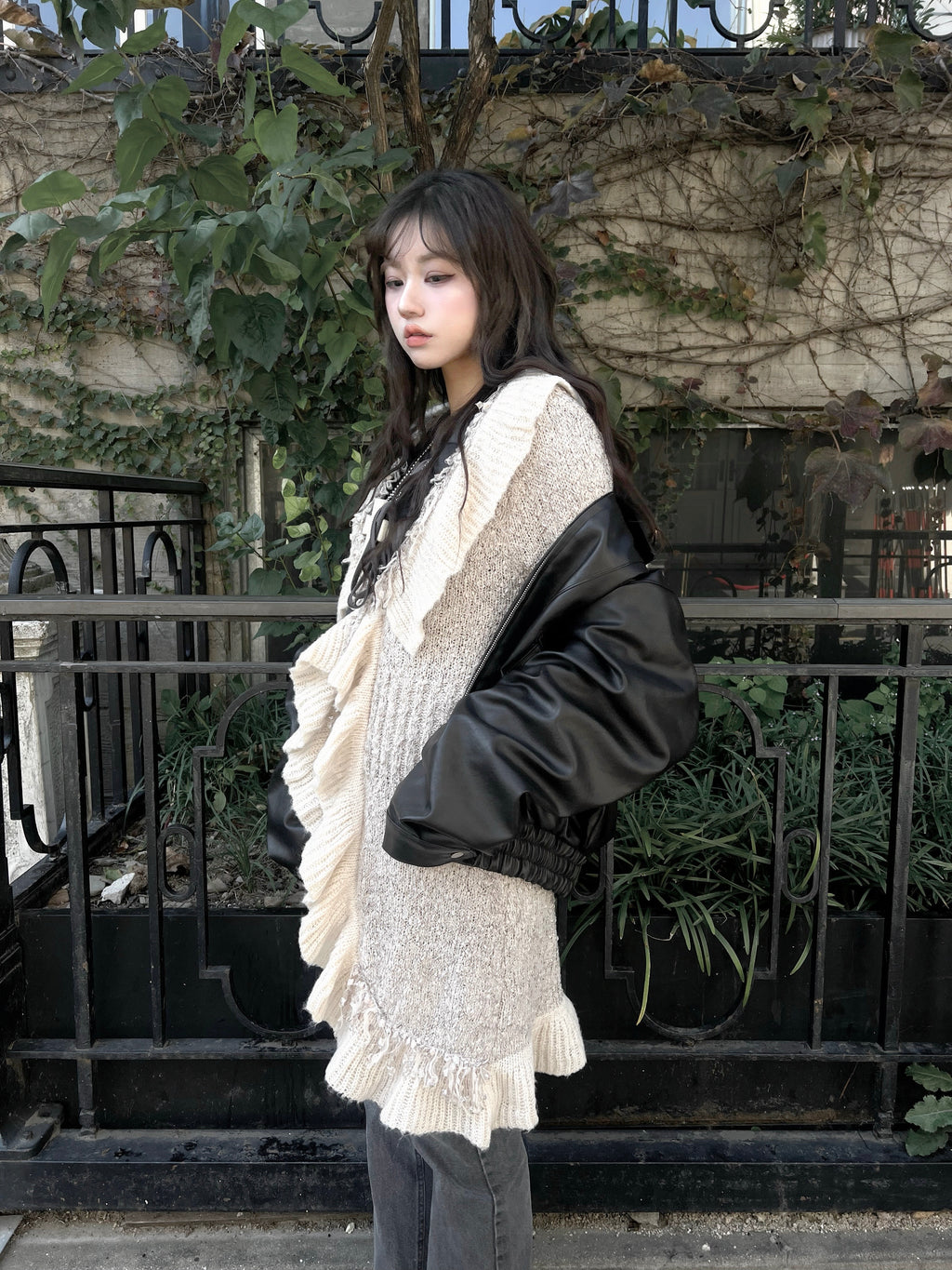 ( 🅜 a h ᵒ ᵐ < a d e ) Lazy Antique Ruffle Knit Cardigan