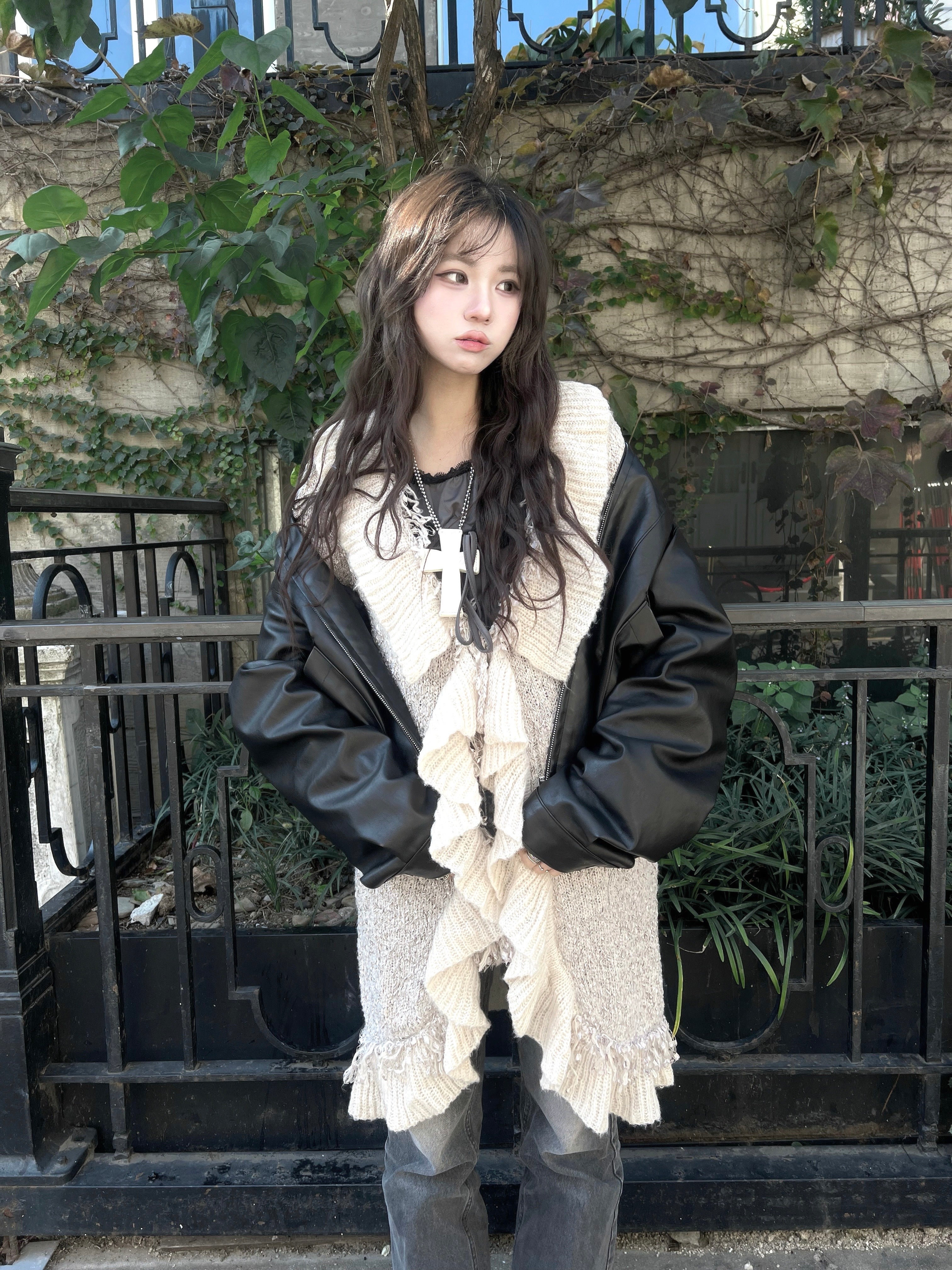 ( 🅜 a h ᵒ ᵐ < a d e ) Lazy Antique Ruffle Knit Cardigan