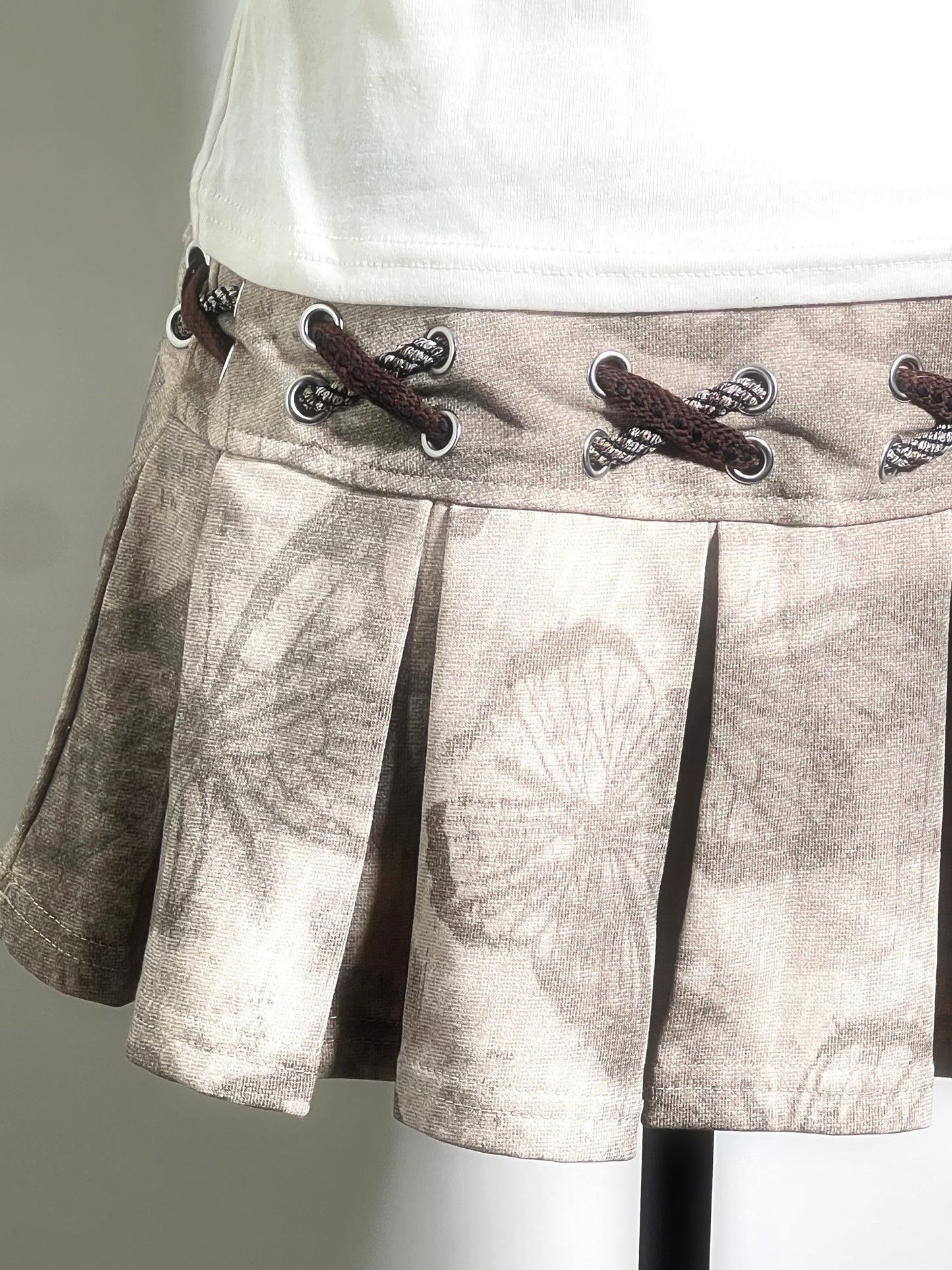 Butterfly Print Pleated Skirt